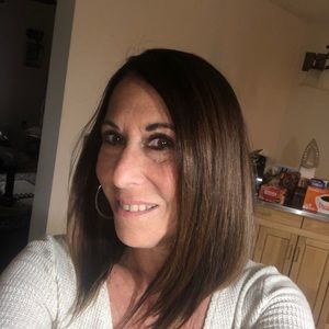 Meet your Posher, Lana